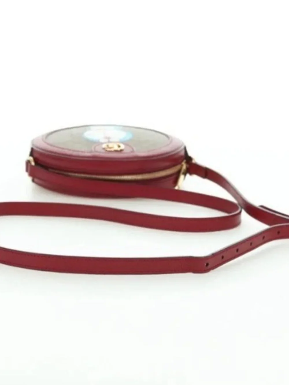 Gucci brand	gucci color	beige